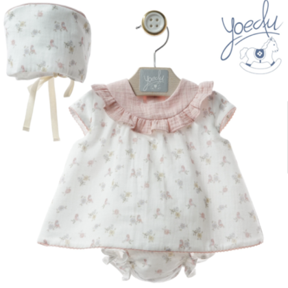 JESUSIN BEBE CON CAPOTA